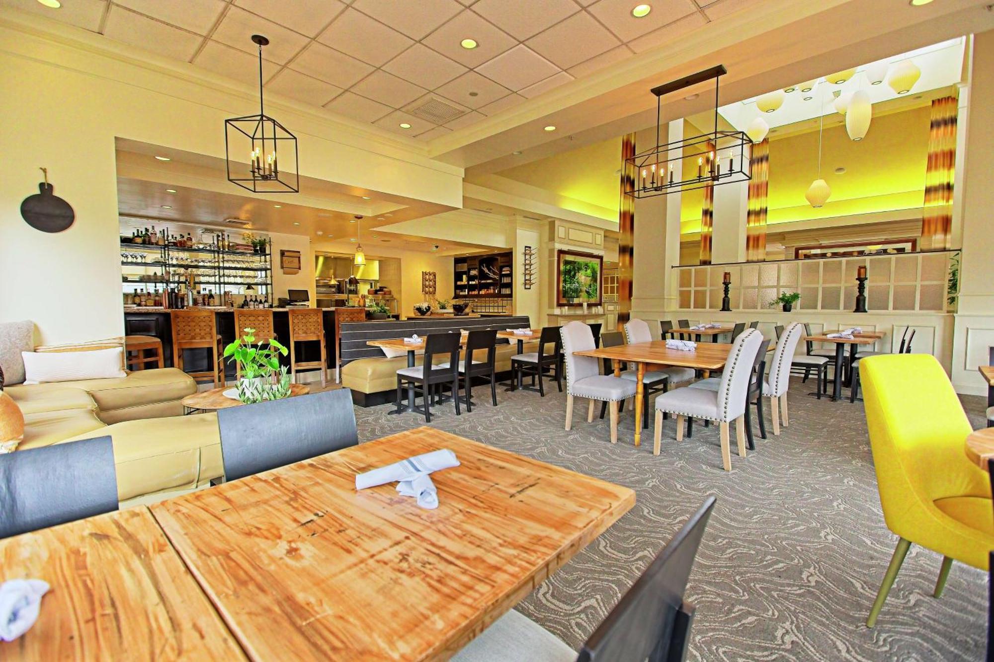 Hilton Garden Inn State College Extérieur photo